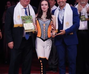 2.	«Пані Відьма» (Повітряне кільце) - Олена Баіна - Циркова студія «Вітамін», кер. Дмитро Баін, м. Миколаїв (Україна)